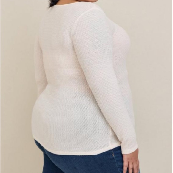 Torrid Waffle Snap Henley Long Sleeve Tee Plus Size - Picture 3 of 5